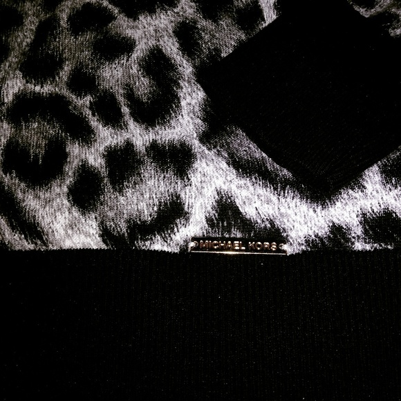 Michael Kors shirt - Picture 3 of 3